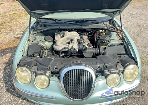 2001 Jaguar S-Type z USA, uszkodzony, nr VIN SAJDA01N71FM00310